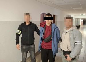 zatrzymany razem z policjantami