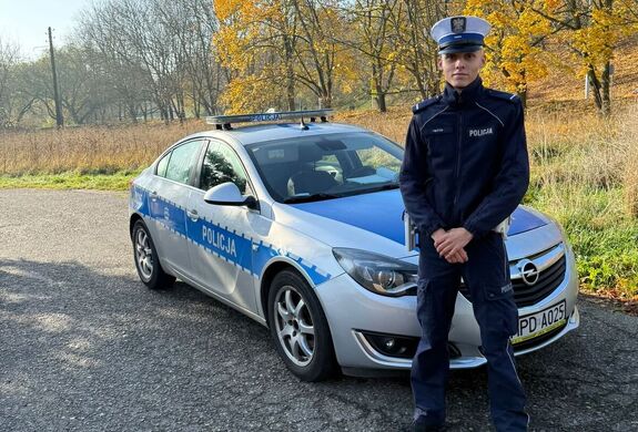 policjant na zdjęciu